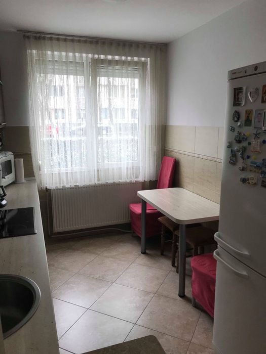 Apartament 3 camere parter zona Rogerius Aluminei