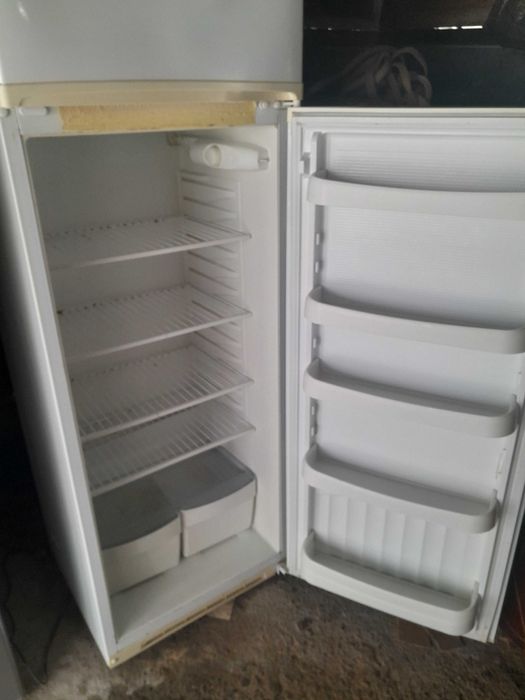 Холодильник холодильник