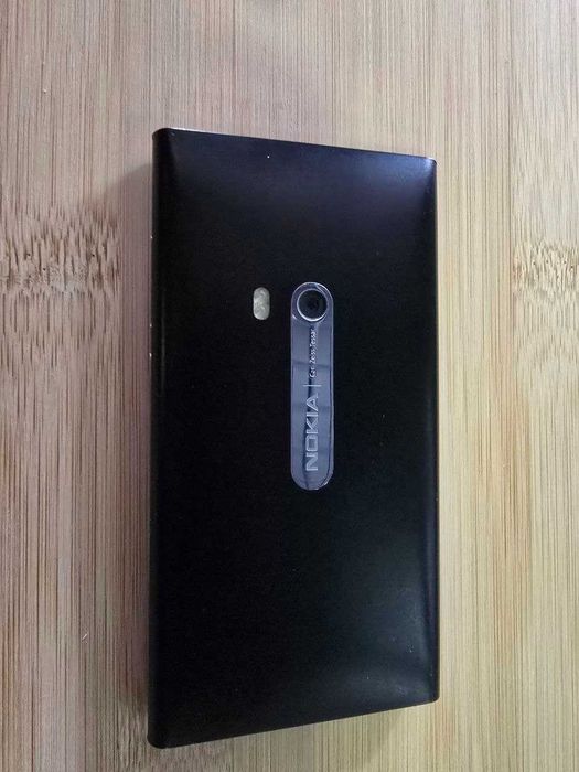 Продам Nokia Lumia
