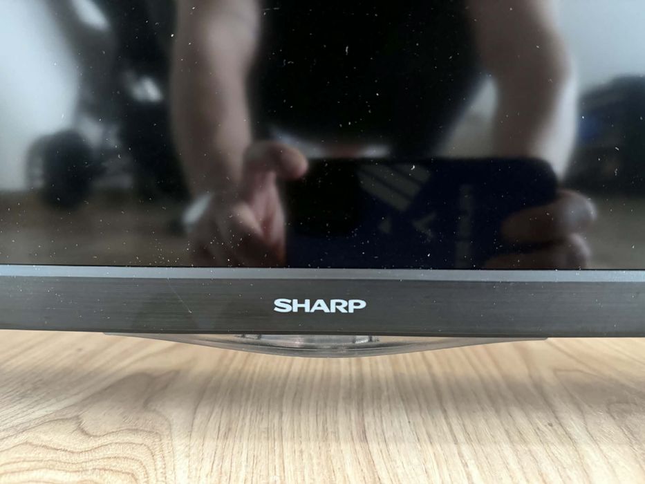 Телевизор Sharp 32"
