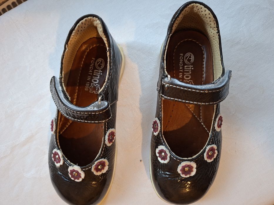 Pantofi fete Tino, piele, marime 30 int 18cm