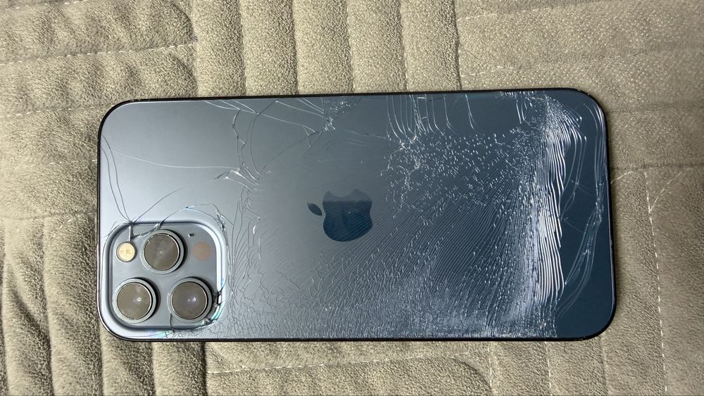 Айфон 12 про макс