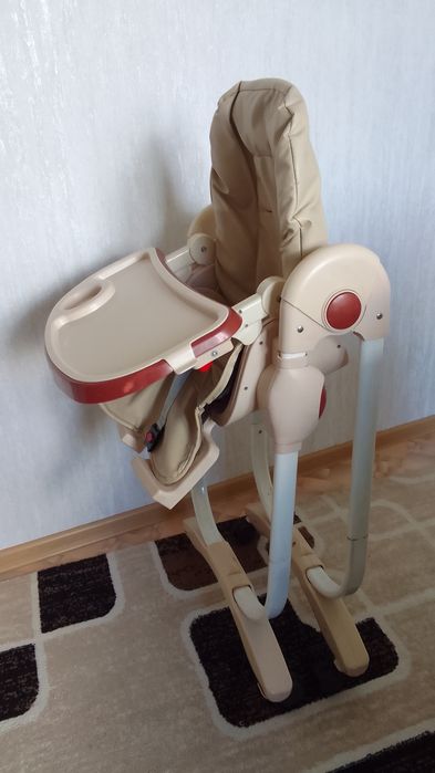 Продам стульчик для кормления