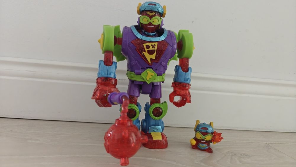 Vând superthings
