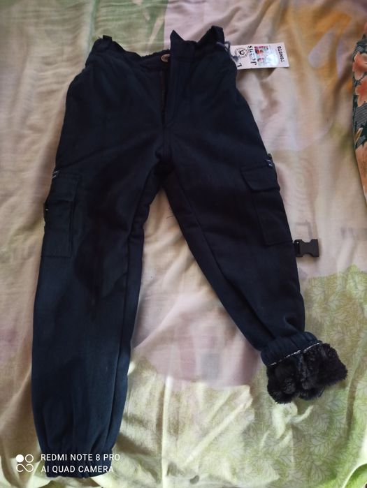 Детские джинсы, синего цвета,зимние  тёплые