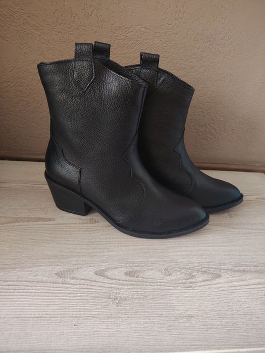 Боти естествена кожа