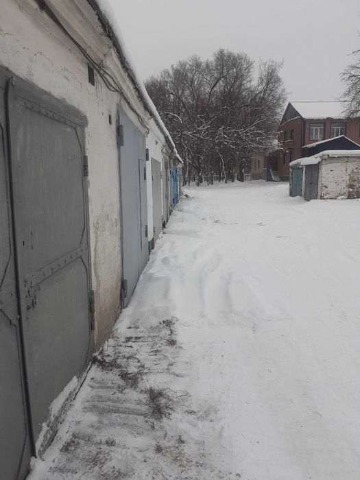 Продам гараж под легковое авто