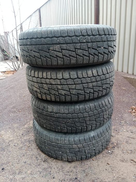 Продам резину с дисками.