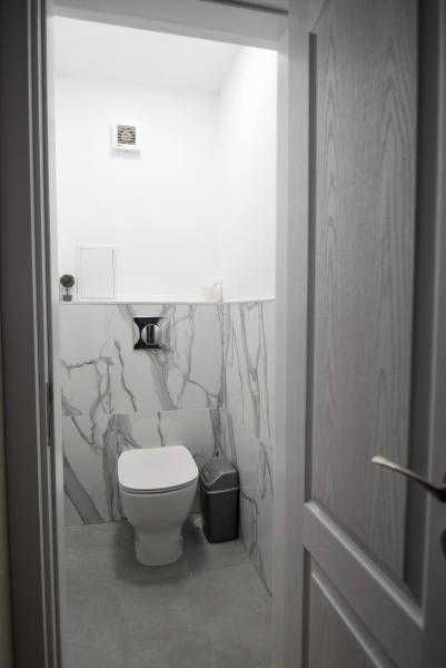 Дава се под наем Двустаен апартамент в Бургас, Възраждане - 65 кв.м за 382.5 € - Снимка #8