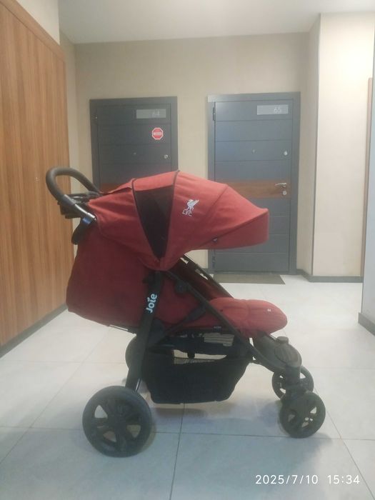 Коляска прогулочная Joie Litetrax 4 flex б/у