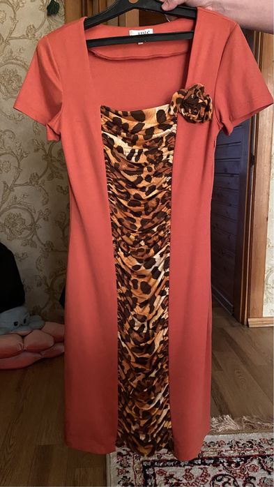 Платье несколько видов новые