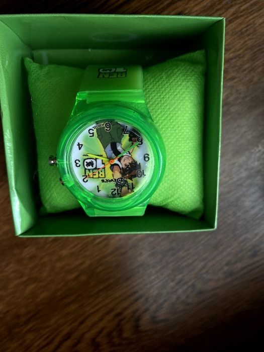 Часы Ben10 Зелёные