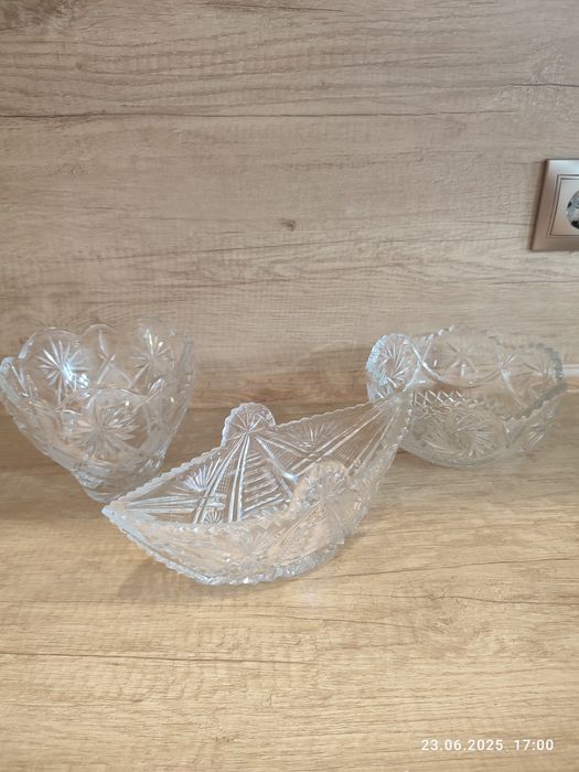 Продам хрустальные вазы, цены от  2500тг