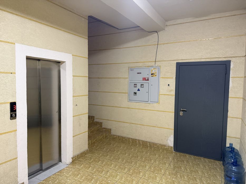 Продается Евро квартира, Мирабадский р-н, Куйлюк Массив 1 4/3/6 114м2