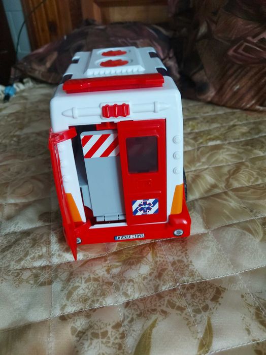 Детски камиончета и коли