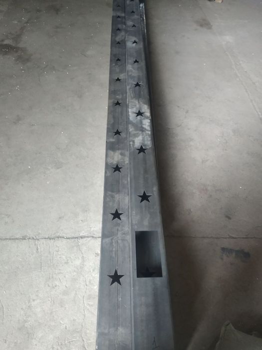 Оптоволокно лазер станок ердамида металл листларни кесиш хизмати