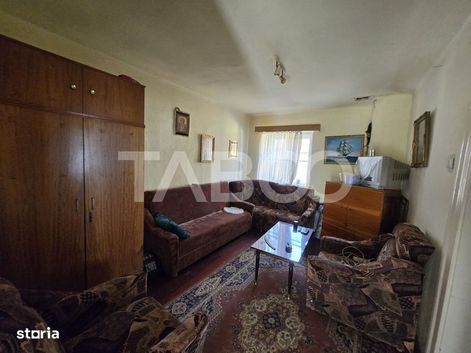 Casa individuala de vanzare pe teren de 800mp zona Turnisor Sibiu