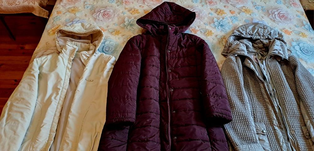 Продам женские куртки