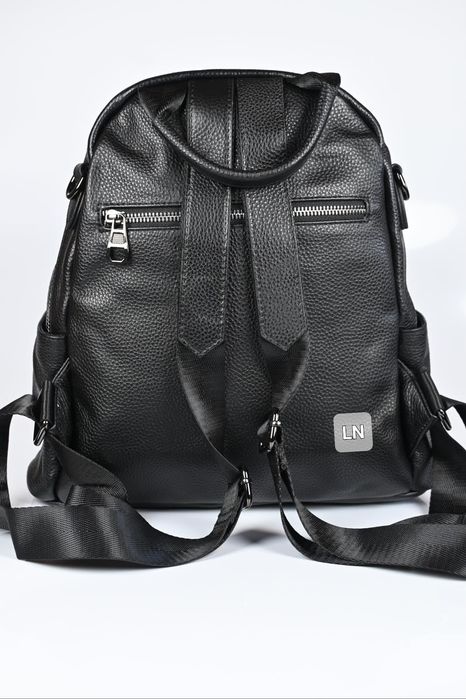 -10% Намаление!!! Дамска раница от естествена кожа