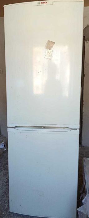 Mașina de spălat, frigider, aragaz