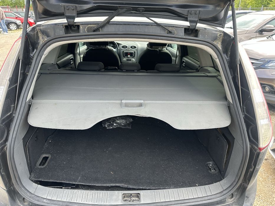 Щора за багажник за Форд Фокус комби до 2011г.!