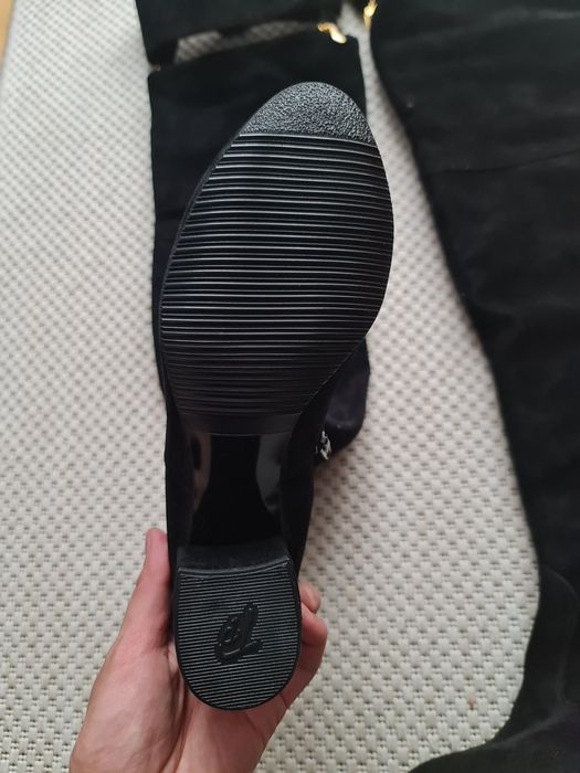 Cizme peste genunchi foarte lungi deosebite piele intoarsa 37