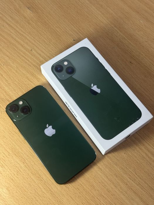 iPhone 13, зелёный цвет