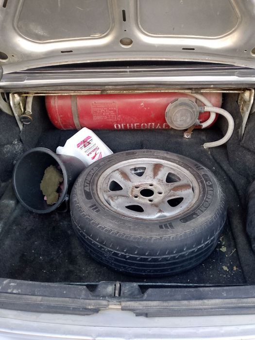 Gaz 3110 sotiladi 2008yil