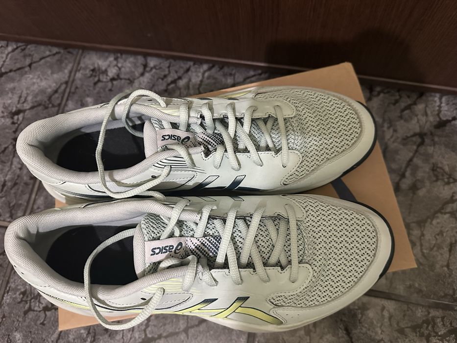 ASICS Gel Rocket 12