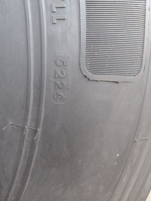 Anvelopă camion 215/75 R17.5