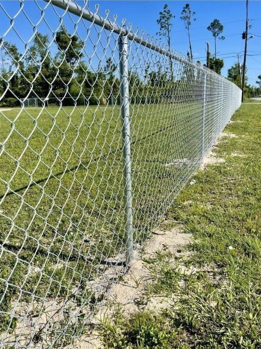 Garduri si porți detalii la telefon