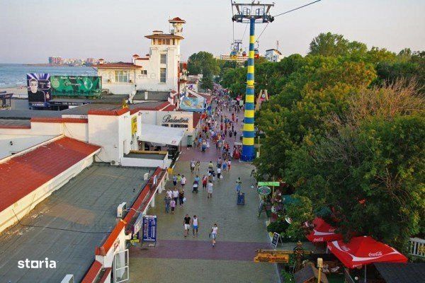 Teren cu vad comercial in Piateta Hotel Cazino Mamaia / POT 70% - CUT