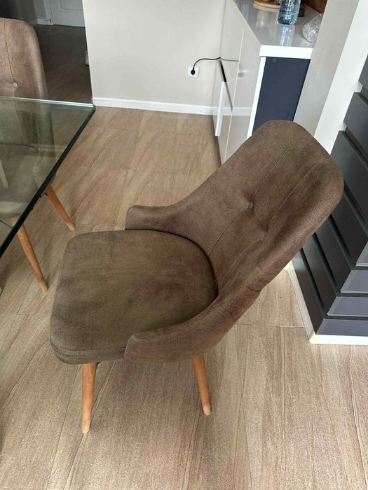 Трапезна маса с 6 стола