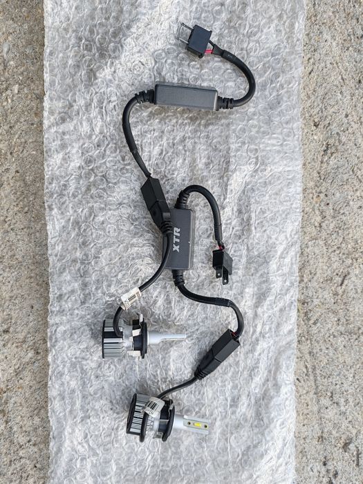 Becuri LED H7 canbus schimb cu diverse