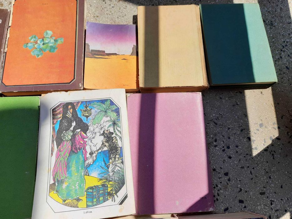 Детски и приключенски книги на Карл Май, Майн Рид, Александър Дюма, др