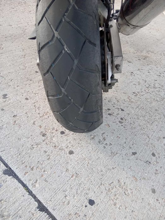 Yamaha FZS 600 Fazer și Aprilia Capo Nord 1000