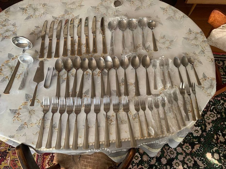 Набор столовых приборов