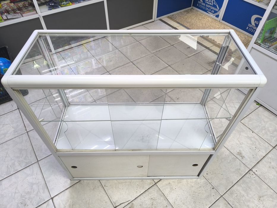 Витрина б/у 5 секций