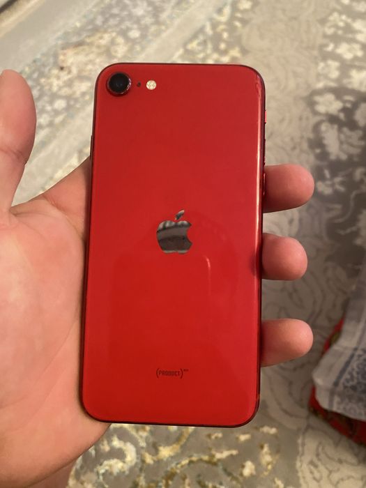 Айфон SE 128 Гига