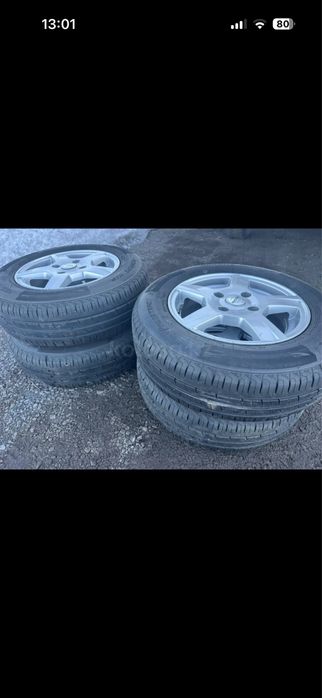 Баллоны новые комплект летних резин