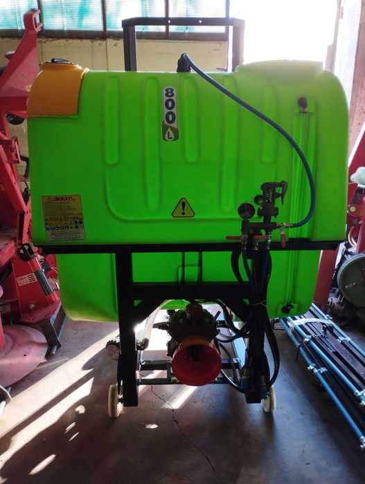 Навесна щангова пръскачка