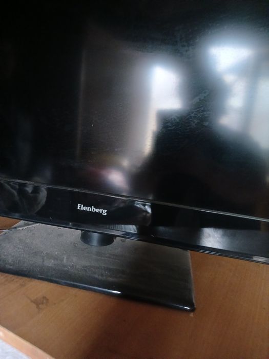 Продам телевизор и пылесосы