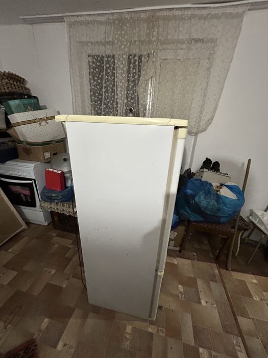 Холодильник бирюса