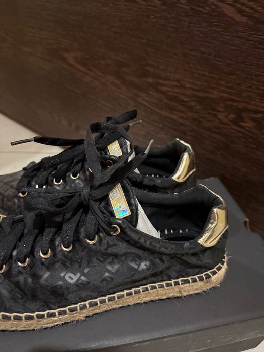 Дамски кецове Replay