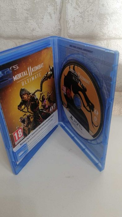 Продам диск с игрой Mortal Kombat 11 PS5