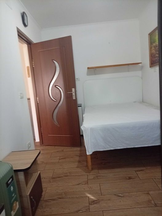 Vanzare apartament 3 camere