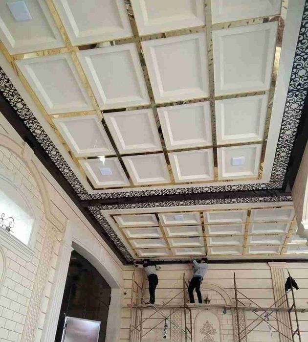 Alyukobond o‘rnatish.   Монтаж Алюкобонда.