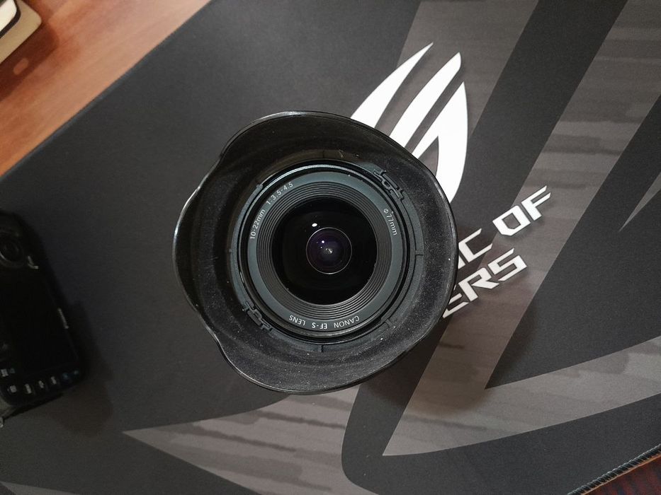 Canon 7D lens10/22 /foto/video