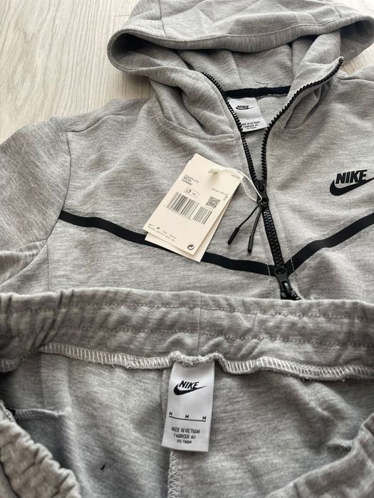 Nike Tech  Unisex  |  %100 Bumbac NOU