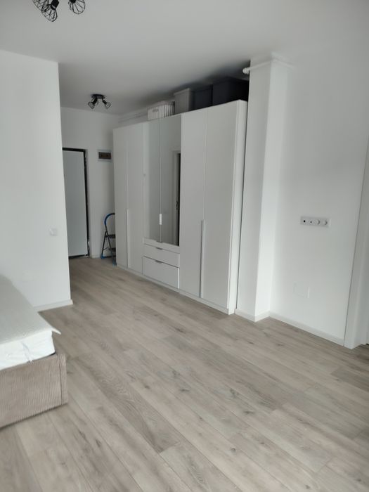 De vânzare apartament ,Floresti!